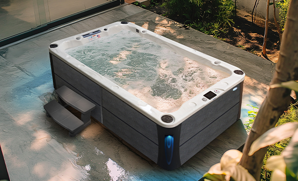 Deck Series La Esmeralda hot tubs for sale